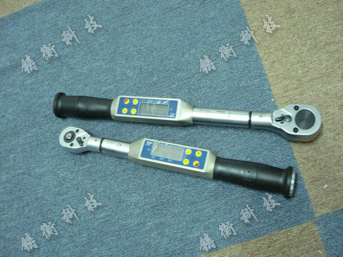 电子数显扭矩扳手