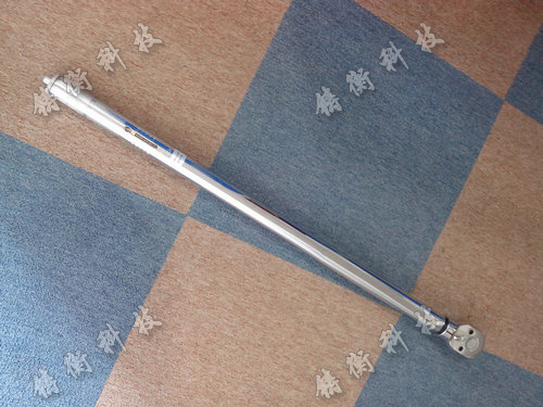 预置式扭矩扳手图片