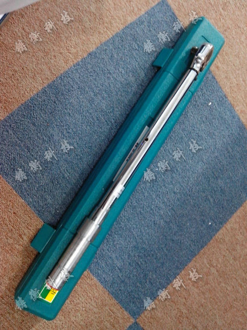 预置式扭矩扳手图片